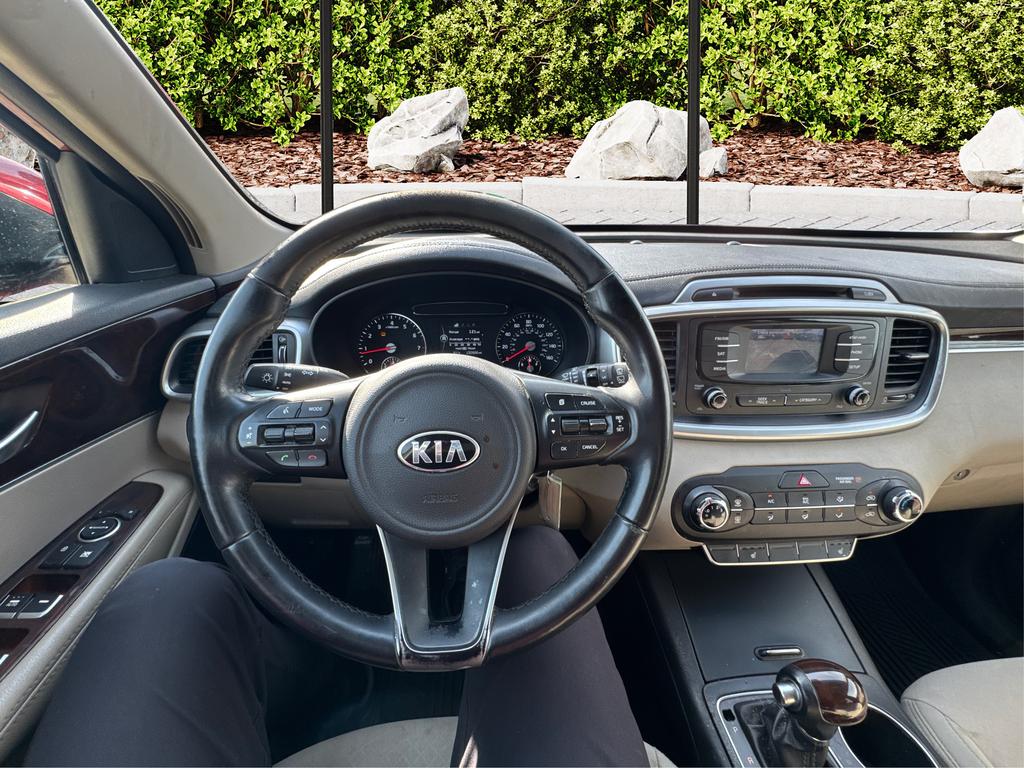 2016 Kia Sorento LX photo