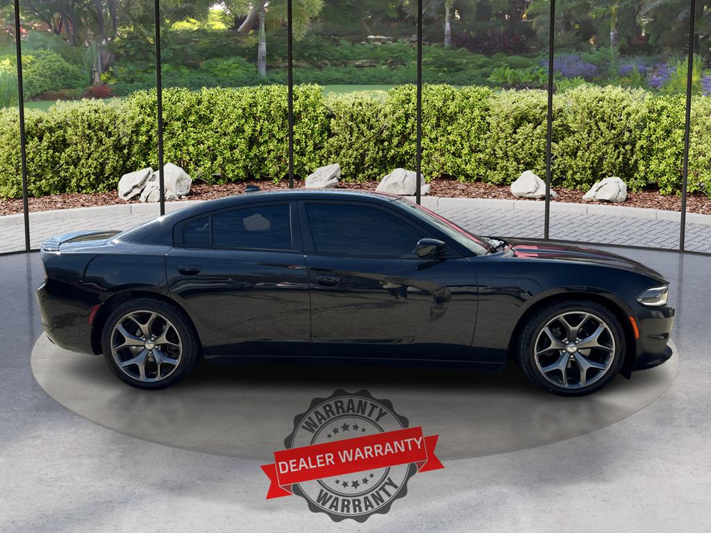 2015 Dodge Charger SXT photo
