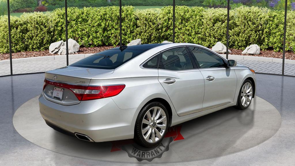 2015 Hyundai Azera - $11,995