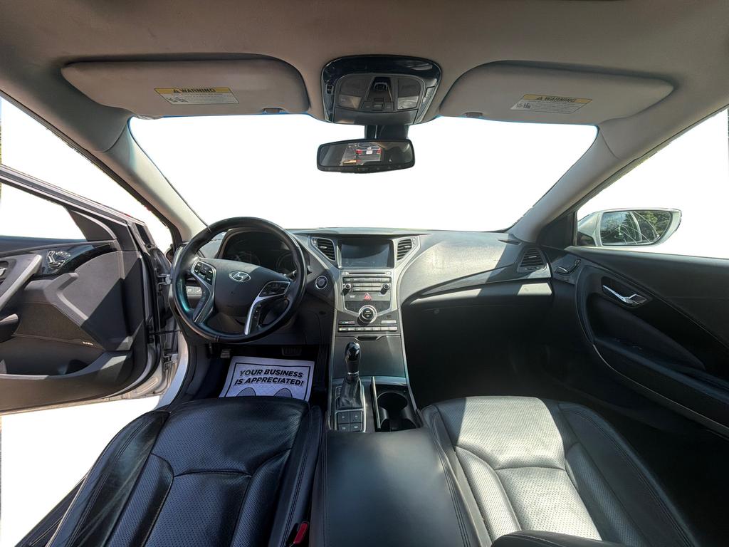 2015 Hyundai Azera - $11,995
