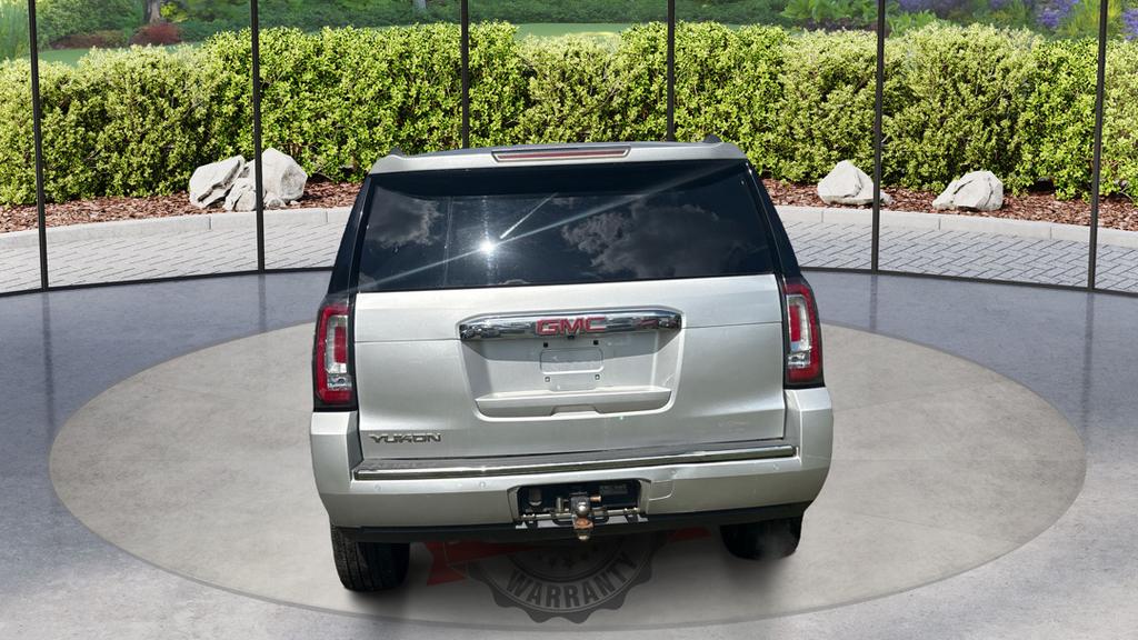 2016 GMC Yukon Denali photo
