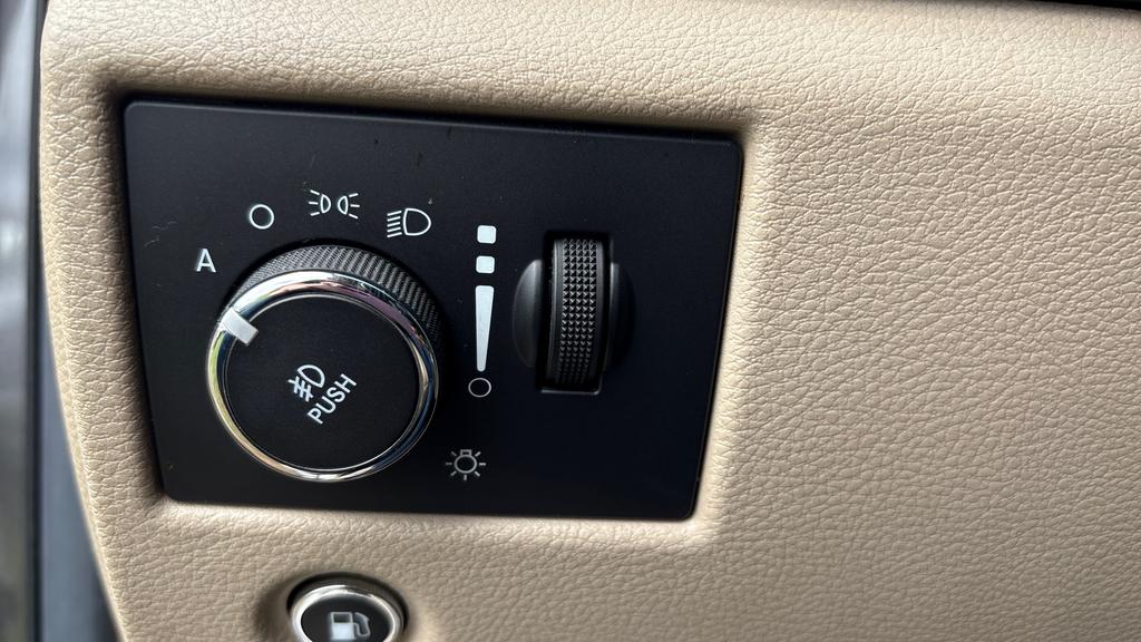 2014 Jeep Grand Cherokee Limited photo