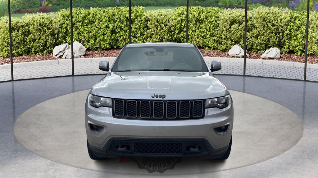 2017 Jeep Grand Cherokee Laredo photo