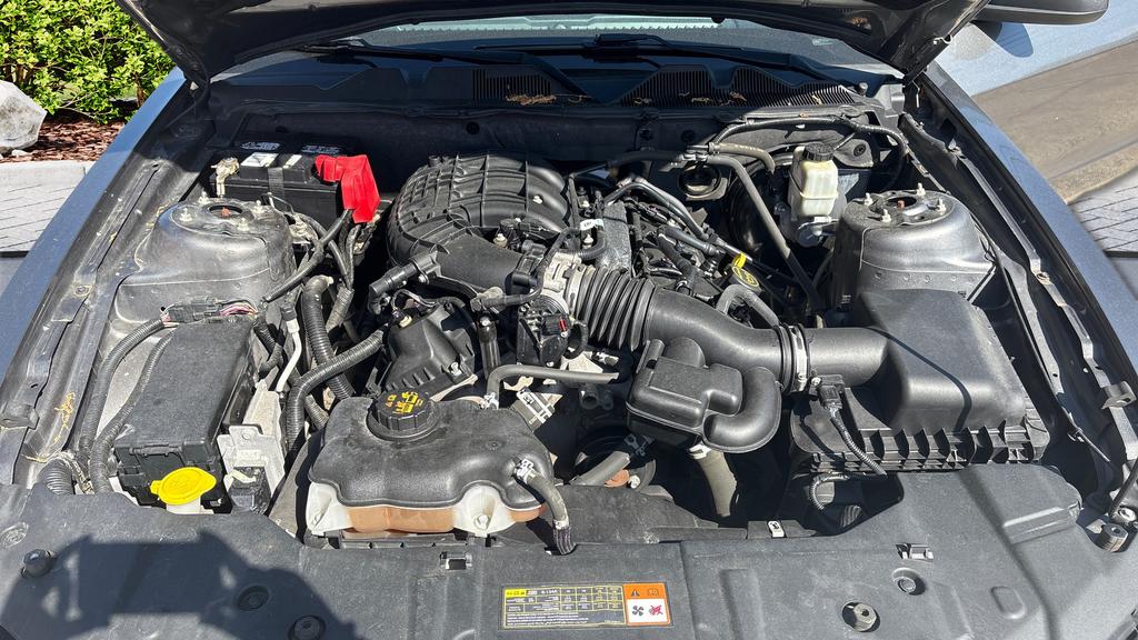2014 Ford Mustang V6 photo