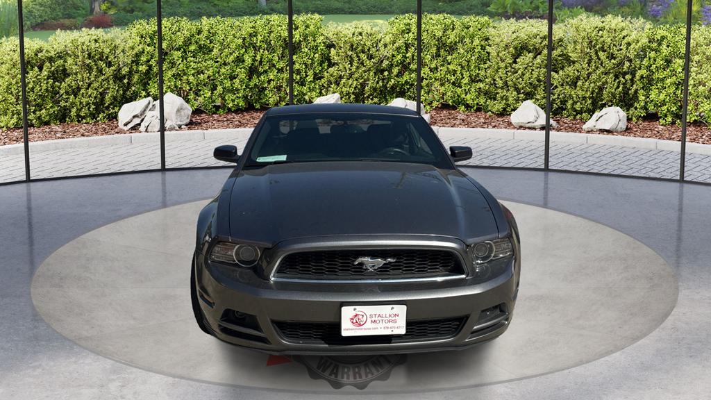 2014 Ford Mustang V6 photo