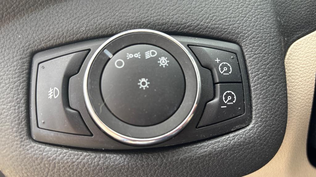 2013 Ford Escape SEL photo