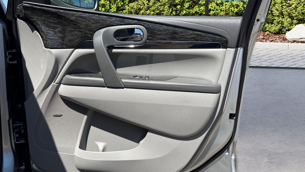 2014 Buick Enclave Leather photo