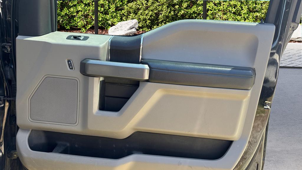 2019 Ford F150 XLT photo