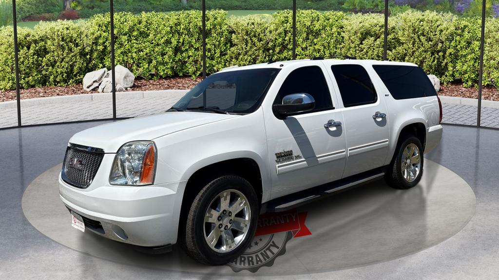2013 GMC Yukon XL SLT 1500 photo