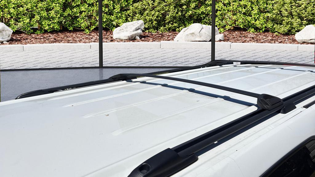 2013 GMC Yukon XL SLT 1500 photo