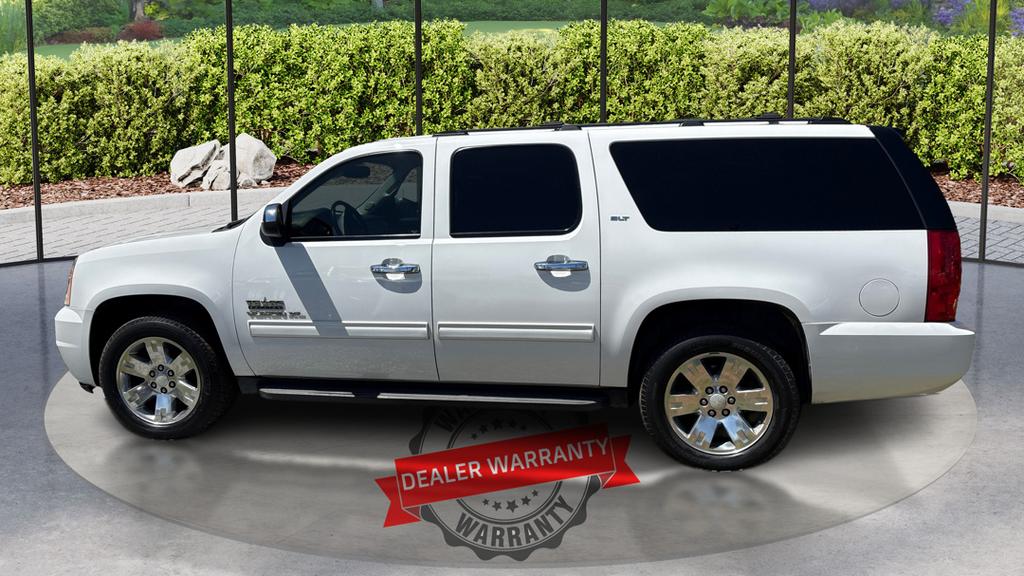 2013 GMC Yukon XL SLT 1500 photo