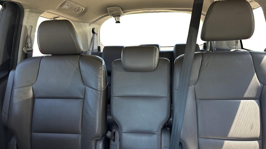 2014 Honda Odyssey Touring photo