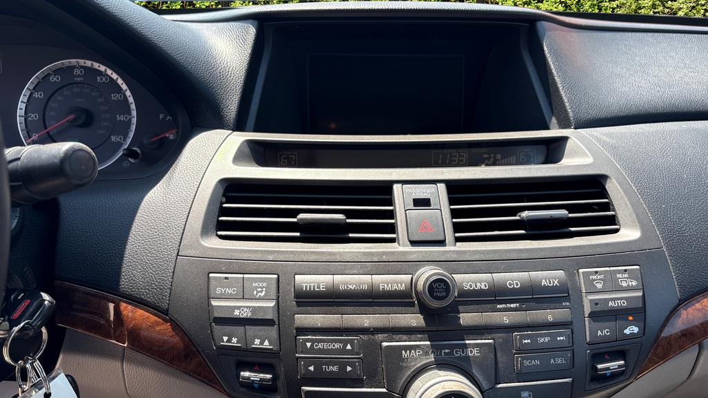 2011 Honda Accord EX-L V6 photo