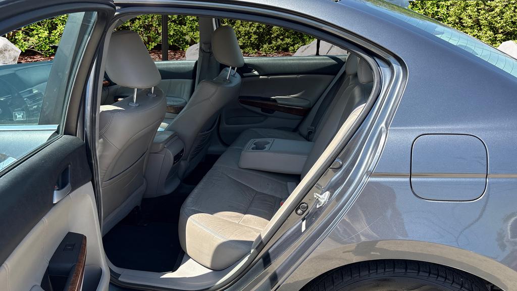 2011 Honda Accord EX-L V6 photo