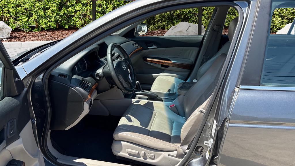 2011 Honda Accord EX-L V6 photo