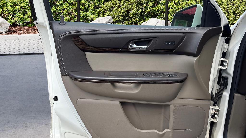 2013 GMC Acadia Denali photo