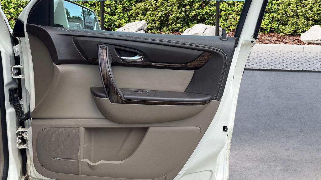 2013 GMC Acadia Denali photo