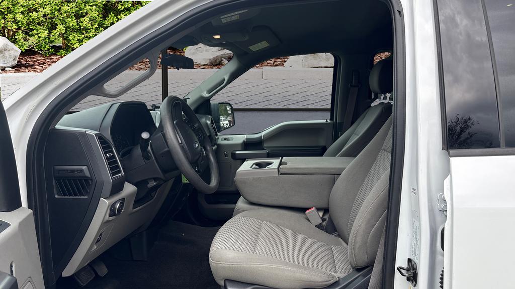 2019 Ford F150 XLT photo