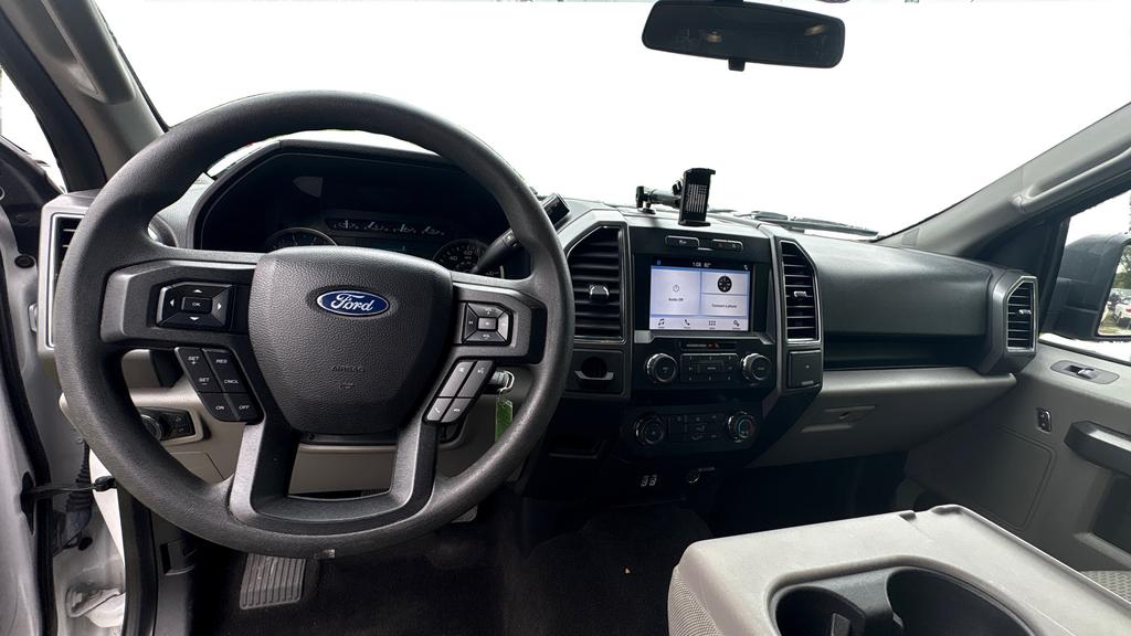 2019 Ford F150 XLT photo