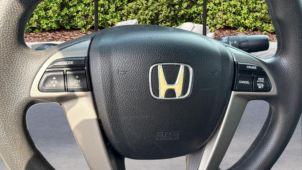 2010 Honda Accord LX photo