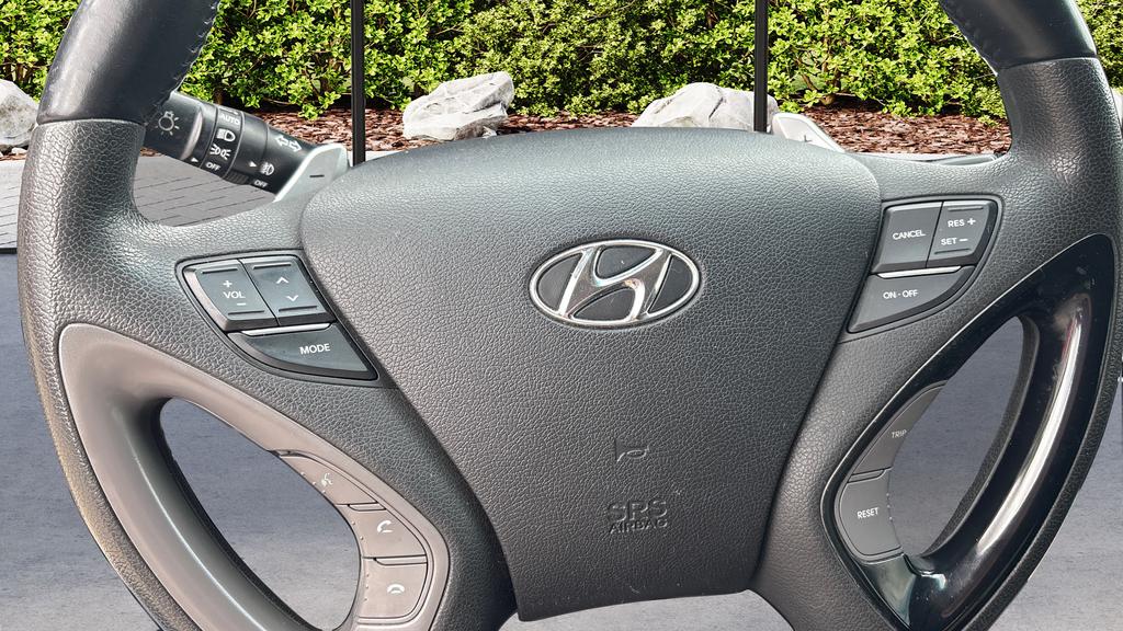 2011 Hyundai Sonata Limited photo