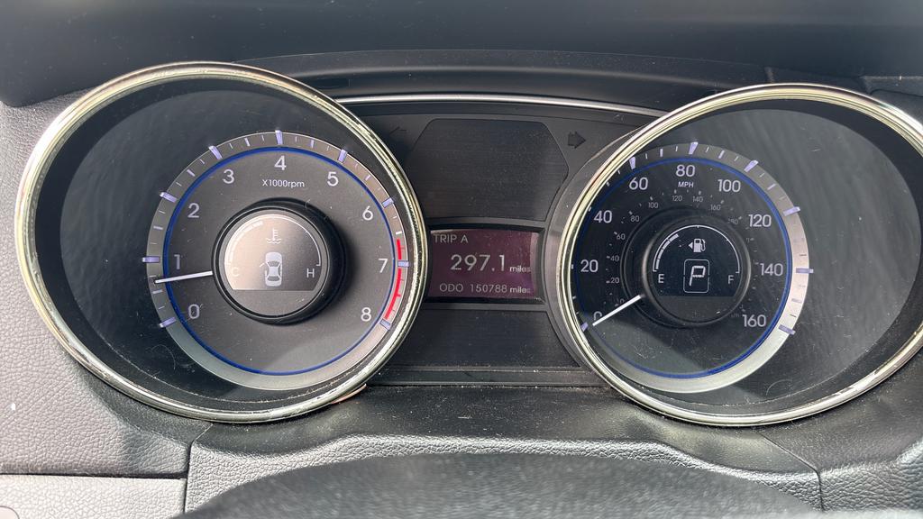2011 Hyundai Sonata Limited photo