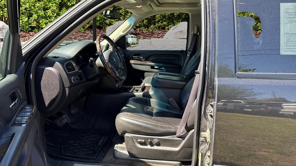 2011 GMC Yukon - $13,995