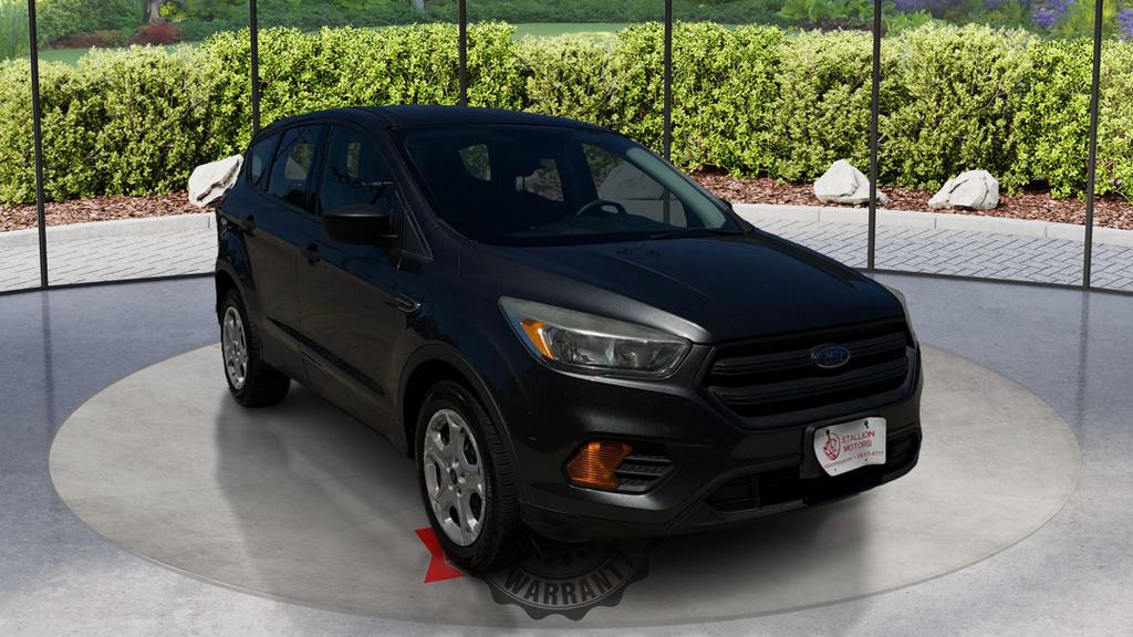 2017 Ford Escape - $10,995