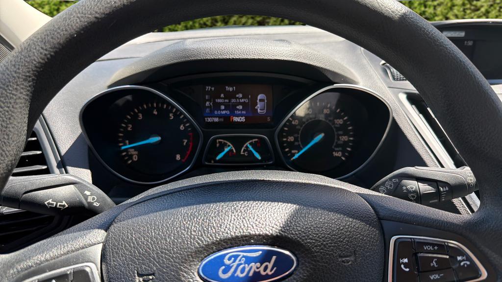 2017 Ford Escape - $10,995