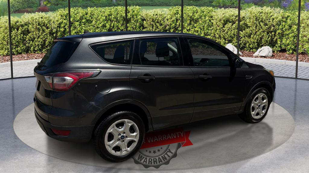 2017 Ford Escape - $10,995
