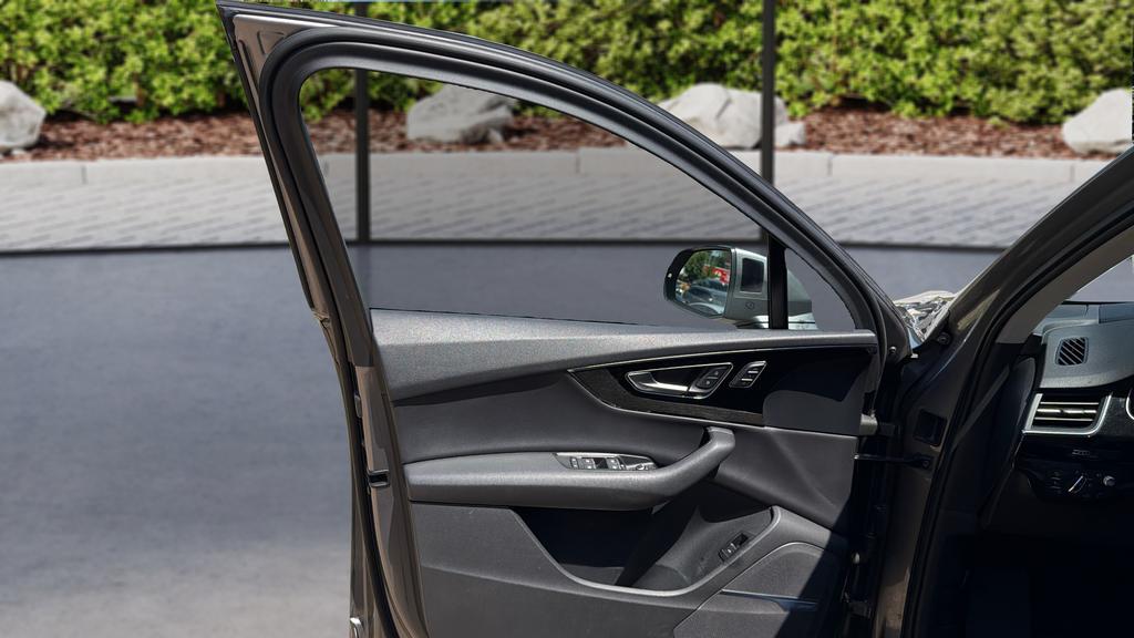 2017 Audi Q7 - $19,995