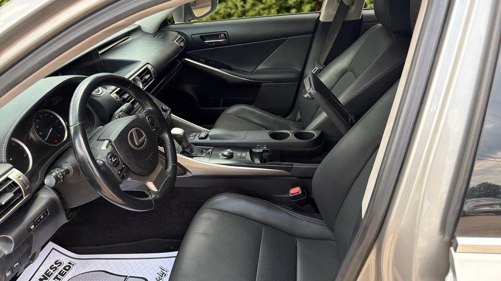 2014 Lexus IS - $14,995
