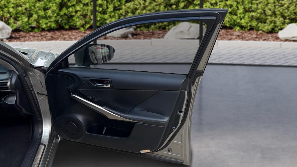 2014 Lexus IS - $14,995