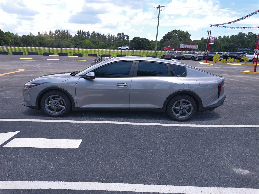 2025 Kia K4