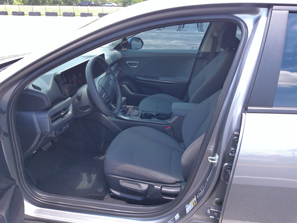 2025 Kia K4