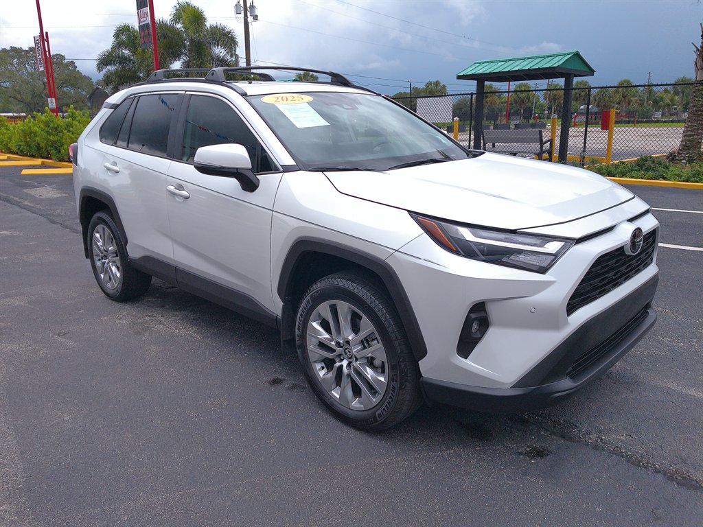 2025 Toyota RAV4