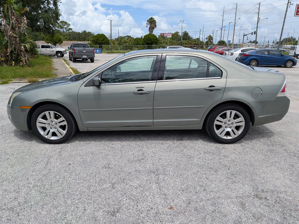 2009 Ford Fusion - $9,950