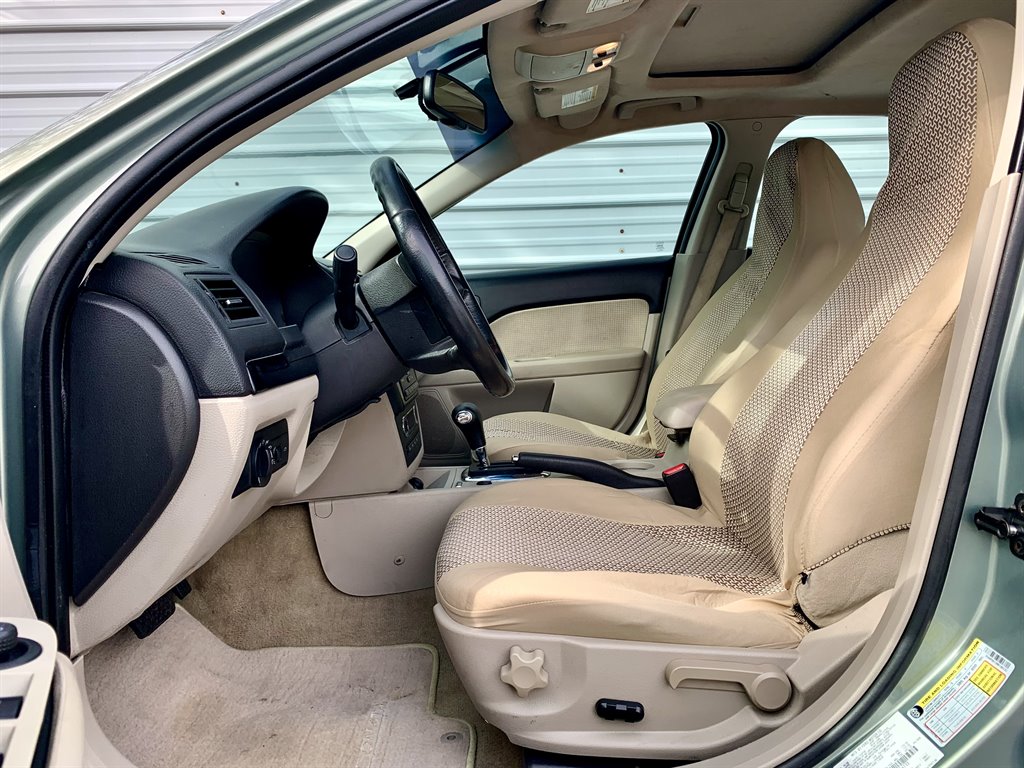 2009 Ford Fusion - $9,950
