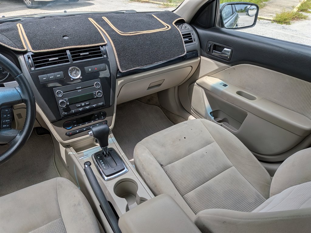 2009 Ford Fusion - $9,950
