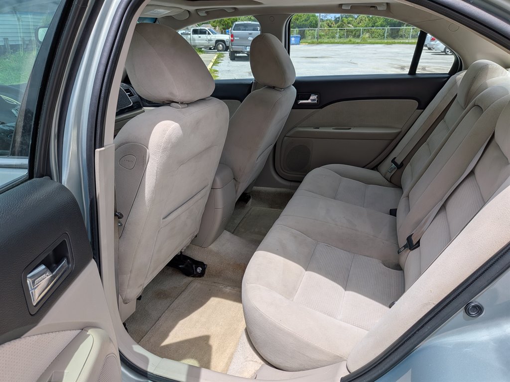 2009 Ford Fusion - $9,950