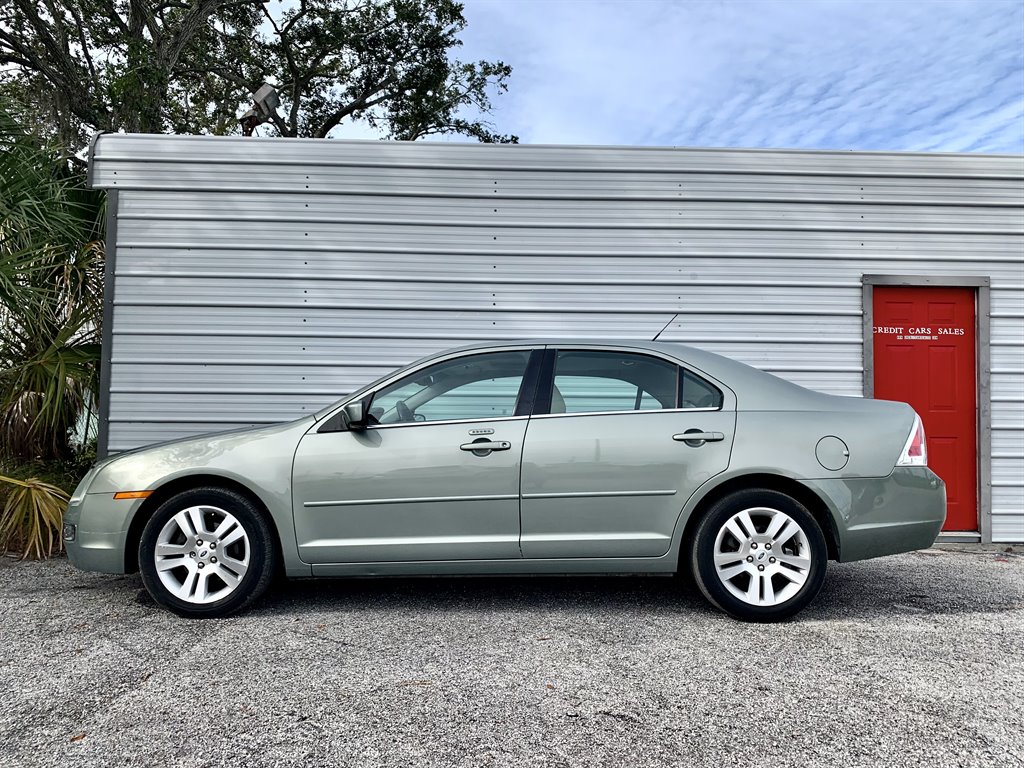 2009 Ford Fusion - $9,950