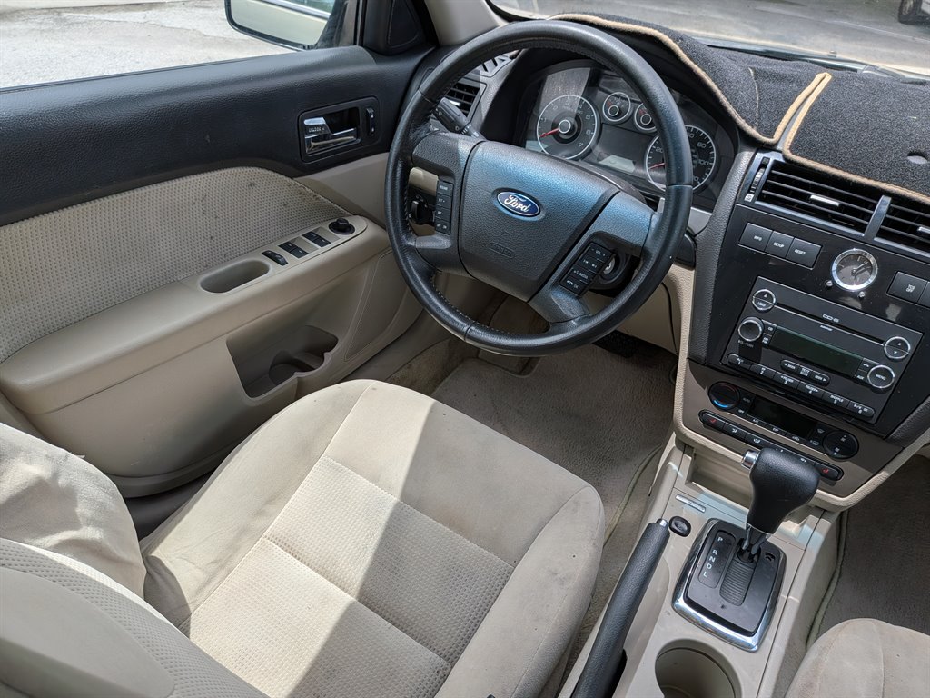 2009 Ford Fusion - $9,950