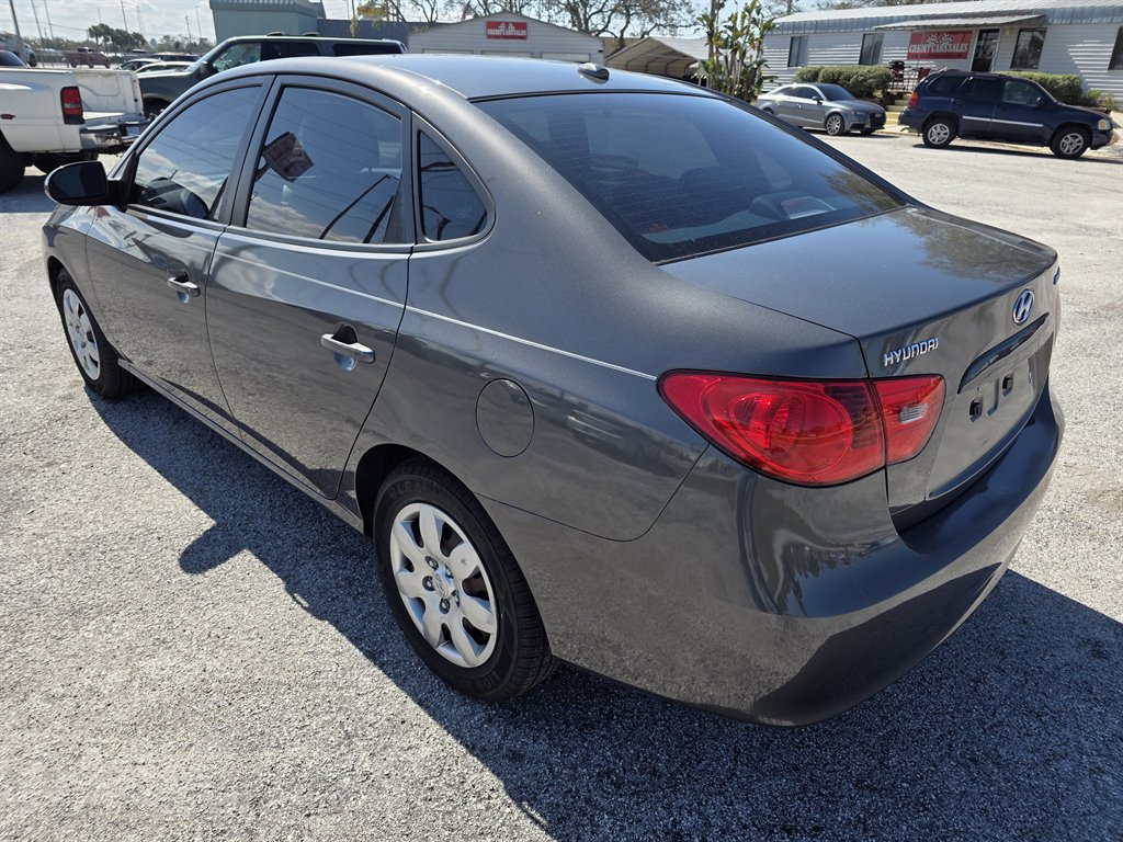 2009 Hyundai Elantra GLS photo