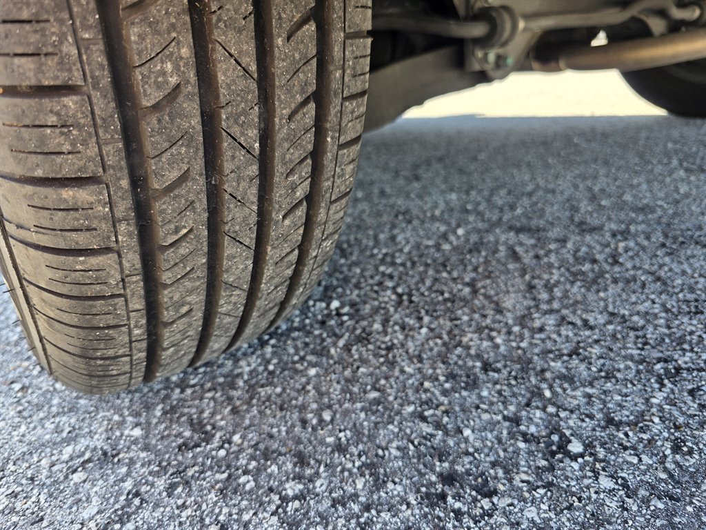 2009 Hyundai Elantra GLS photo