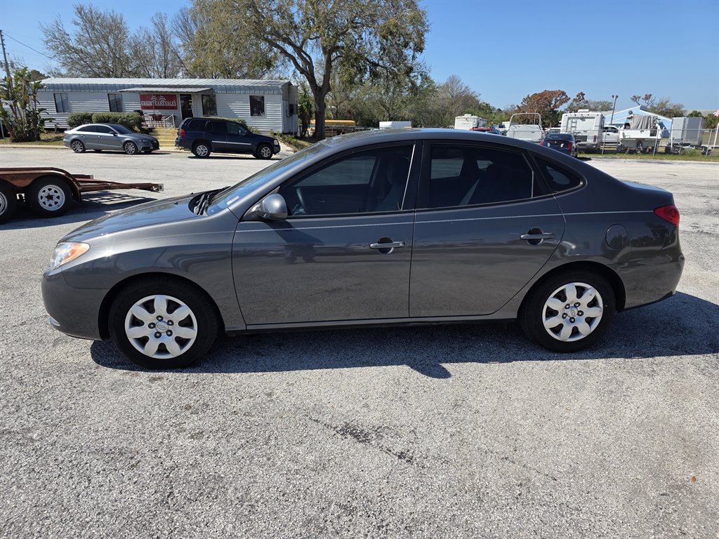 2009 Hyundai Elantra GLS photo