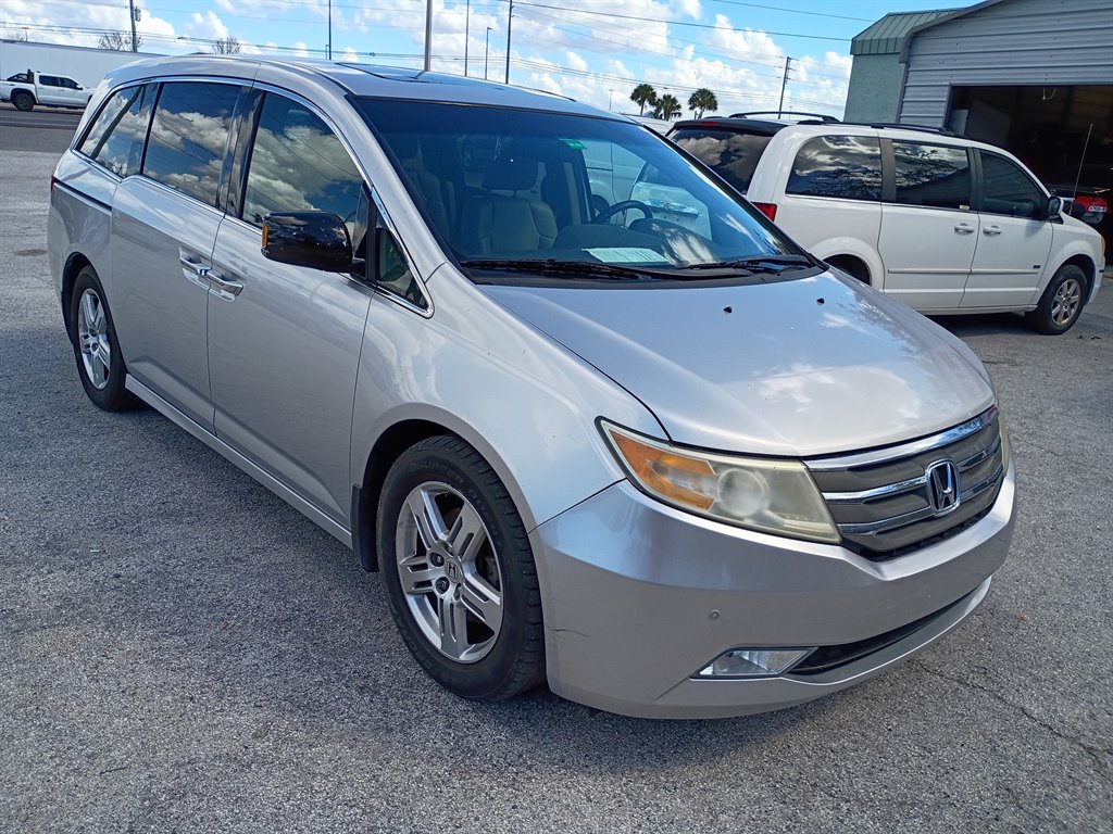 2012 Honda Odyssey - $13,950