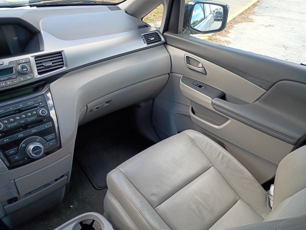 2012 Honda Odyssey - $13,950