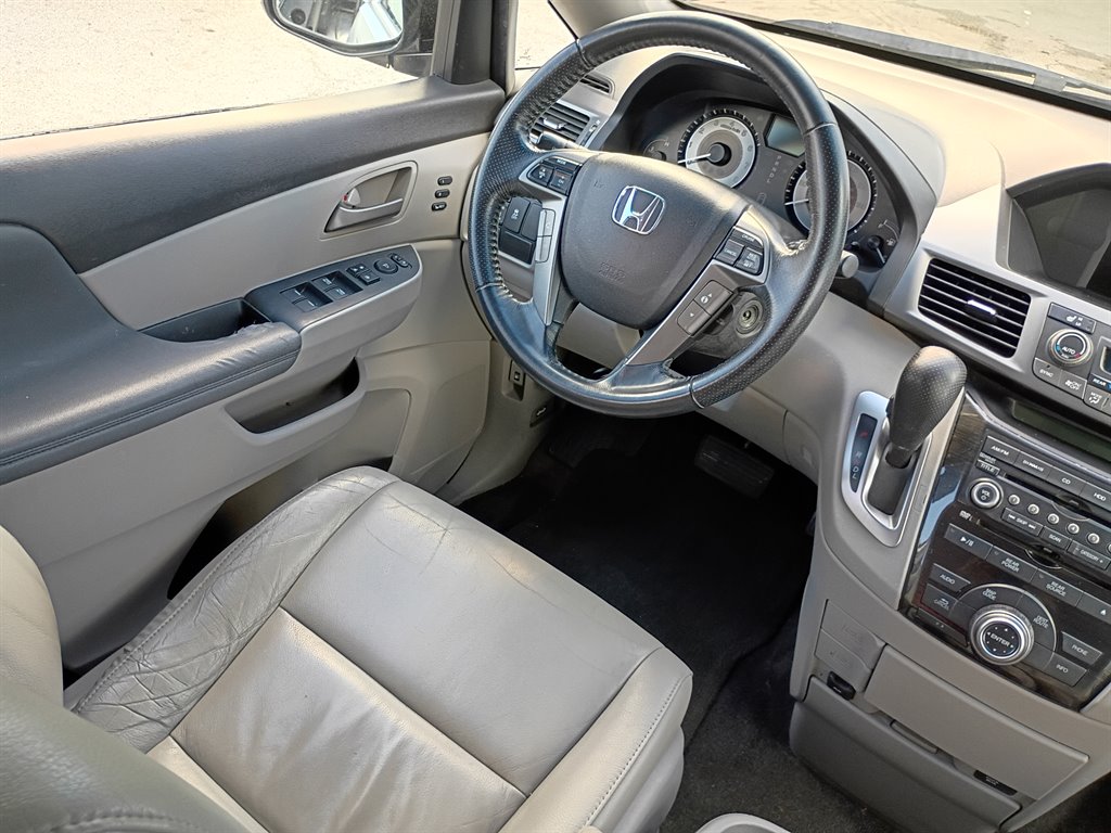 2012 Honda Odyssey - $13,950