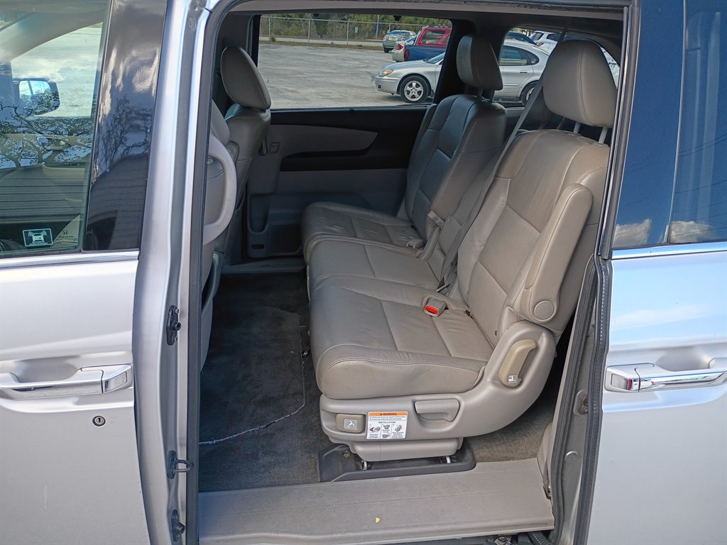 2012 Honda Odyssey - $13,950