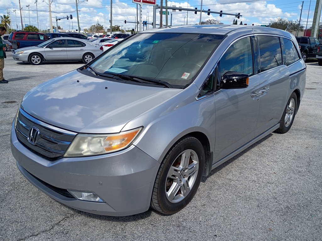 2012 Honda Odyssey - $13,950